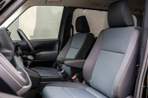 Interior of Toyota Noah Hybrid SZ – Comfortable 7-Seater Family MPV