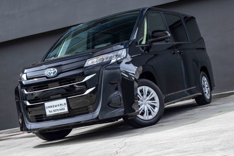 Front View of New Toyota Noah Hybrid 1.8 SZ MPV – Spacious and Modern