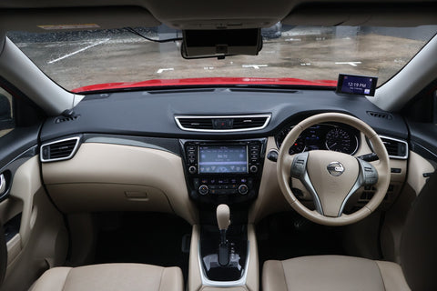 (RENT) NISSAN X-TRAIL 2.0 CVT ABS 4WD S/R 7-STR