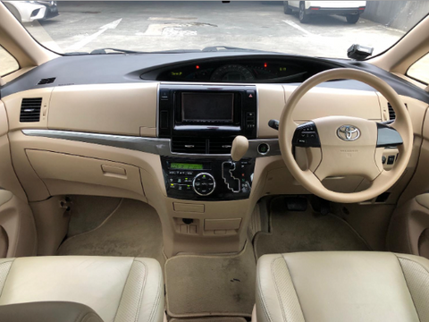 (RENT) Toyota Estima 8-Seater 2.4A