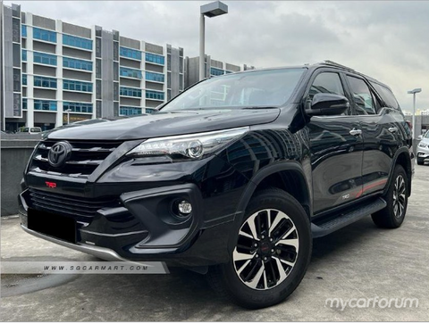 (LEASE) Toyota Fortuner TRD 2.7A