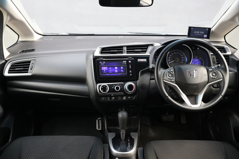 Honda Jazz 1.3A