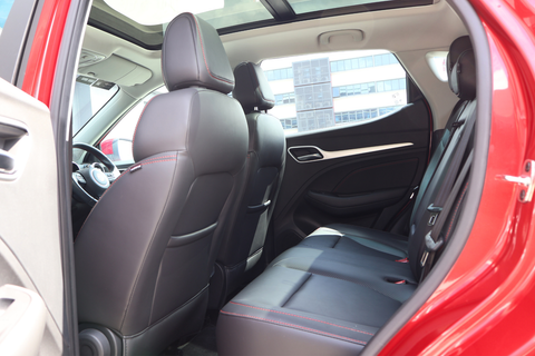 MG ZS Electric Trophy Panoramic Roof