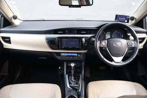 (RENT) Toyota Corolla Altis 1.6 - Less 20% PROMO