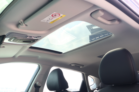 Hyundai Kona Electric Sunroof
