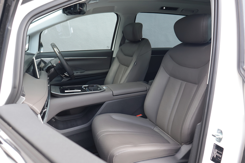 Maxus MIFA 7 Electric Sunroof