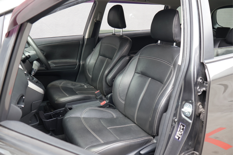 (RENT) TOYOTA WISH 1.8 CVT