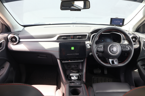 MG ZS Electric Trophy Panoramic Roof
