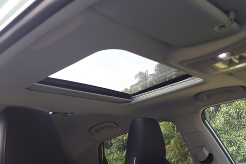 Omoda Electric E5 Sunroof