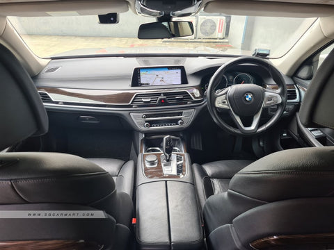 BMW 7 Series 740Li Luxury Sunroof
