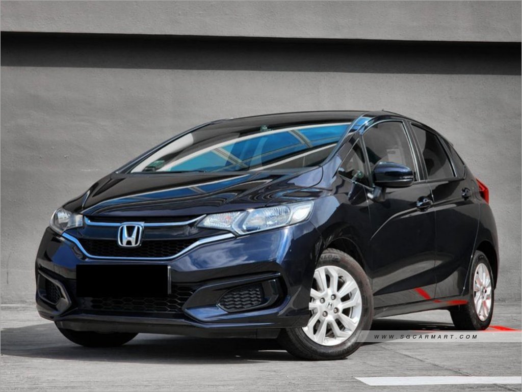 Honda Jazz 1.3A - CarZ World | New & Used Cars, Rental & Export