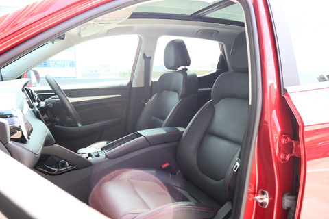 MG ZS Electric Trophy Panoramic Roof