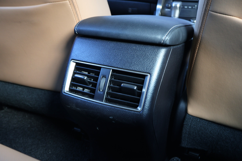 Lexus NX Turbo NX200t Executive (New 10-yr COE)