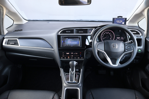(LEASE) Honda Shuttle 1.5G CVT