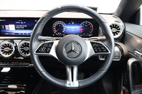 Mercedes-Benz CLA-Class CLA180 Mild Hybrid Progressive
