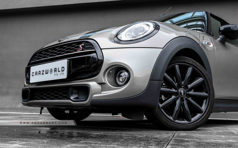 MINI Cooper S Cabriolet 2.0A - CarZ World