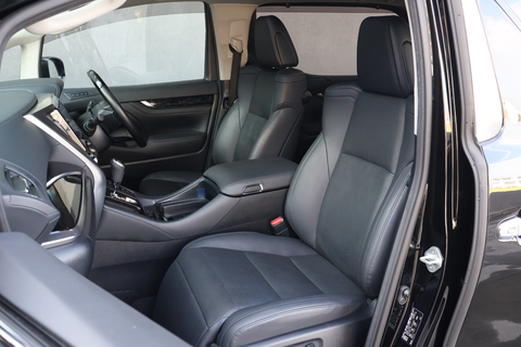 Toyota Alphard Hybrid 2.5A SR C-Package Moonroof
