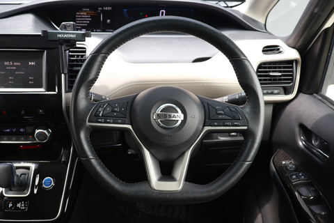 Nissan Serena e-POWER Hybrid 1.2A Highway Star Premium