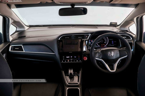 Honda Shuttle Hybrid 1.5A
