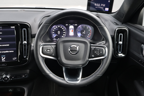Volvo XC40 T4 R-Design