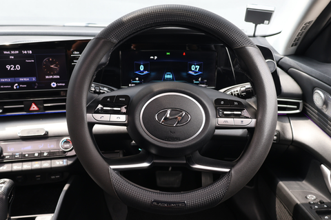 Hyundai Avante 1.6A Elite Sunroof