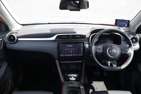 MG ZS Electric Trophy Panoramic Roof