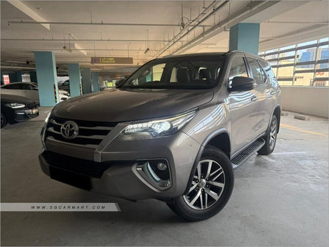 Toyota Fortuner 2.7A