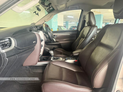 Toyota Fortuner 2.7A