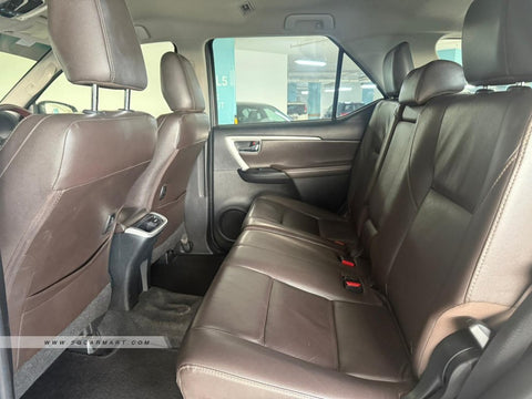Toyota Fortuner 2.7A