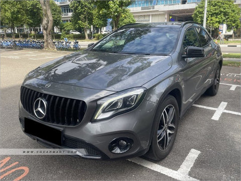 Mercedes-Benz GLA-Class GLA180 Urban Edition Panoramic Roof
