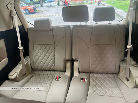 Toyota Vellfire 2.5A X 8-Seater