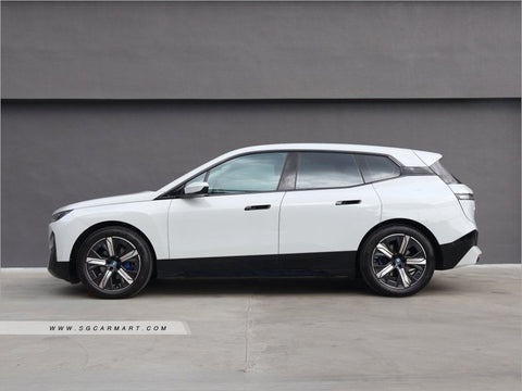 BMW iX Electric xDrive40 Sport