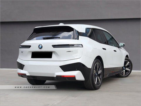 BMW iX Electric xDrive40 Sport