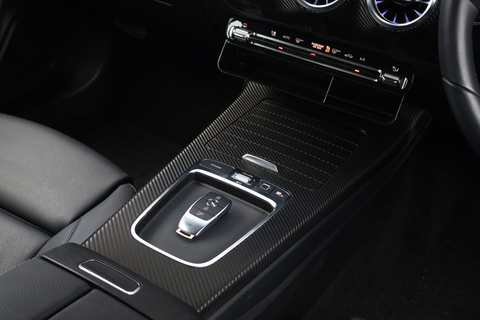 Mercedes-Benz CLA-Class CLA180 Mild Hybrid Progressive
