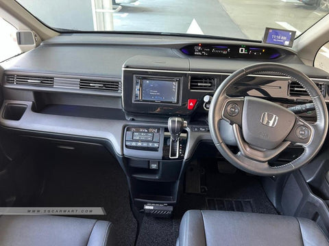 Honda Stepwgn 1.5A Spada Honda Sensing (COE till 05/2036)