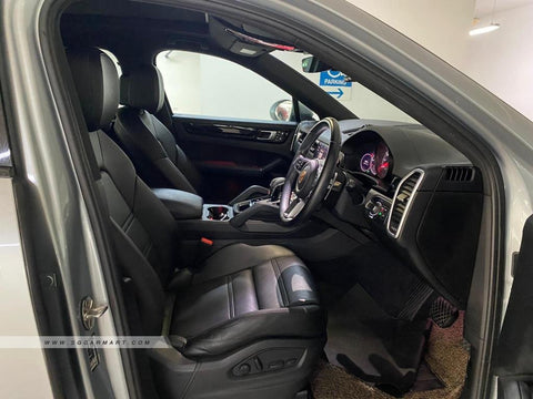 Porsche Cayenne Coupe 3.0A Tip Panoramic Roof