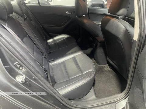 Kia Cerato K3 1.6A Sunroof