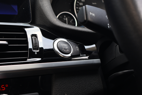 BMW X4 xDrive20i Sunroof
