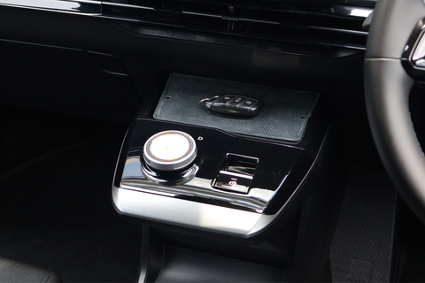 MG 4 EV Trophy Sport LR