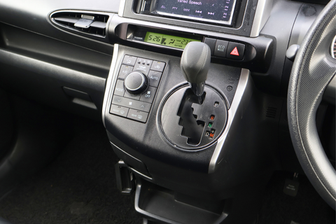 Toyota Wish 1.8A X