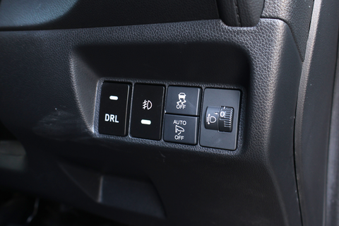 Honda Shuttle 1.5A G (New 5-yr COE)