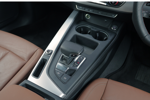 Audi A4 Mild Hybrid 2.0A TFSI S-tronic Advanced