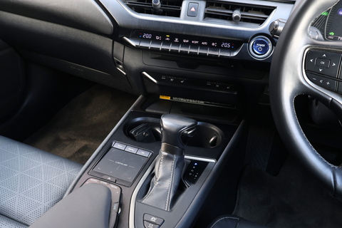Lexus UX Hybrid UX250h Luxury