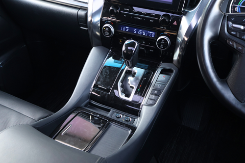 Toyota Alphard Hybrid 2.5A SR C-Package Moonroof