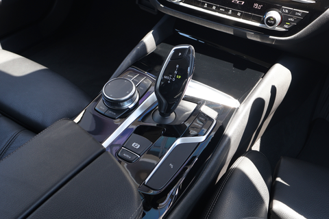 BMW 5 Series 520i