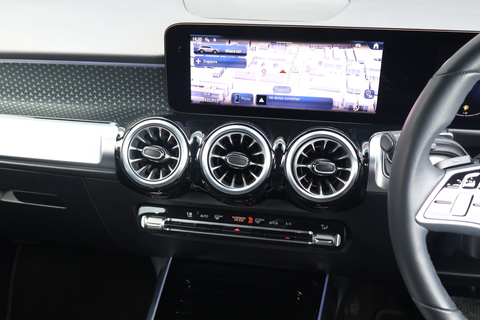Mercedes-Benz GLB-Class GLB180 Mild Hybrid Progressive