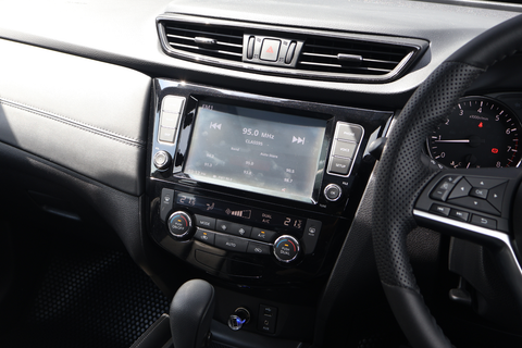 Nissan X-Trail 2.0A Premium 7-Seater Sunroof