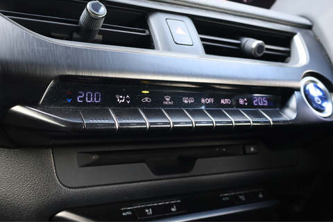 Lexus UX Hybrid UX250h Luxury