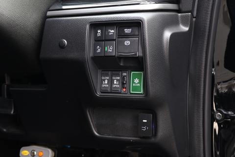Honda Odyssey Hybrid 2.0A Absolute