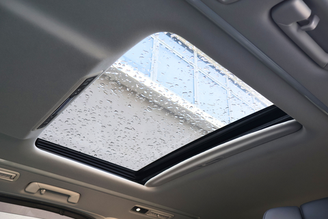 Toyota Alphard Hybrid 2.5A SR C-Package Moonroof